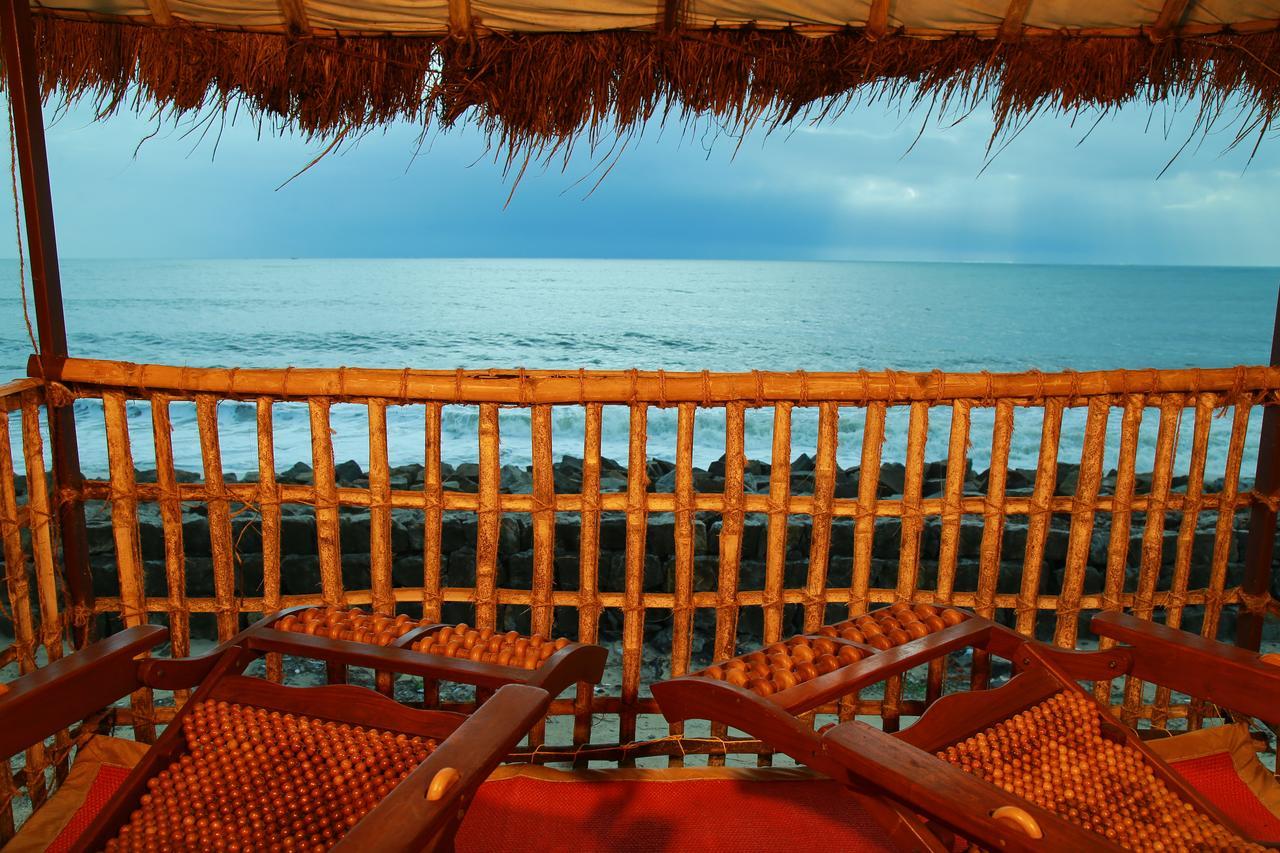 Colonels Beach Villa Alappuzha Exterior photo
