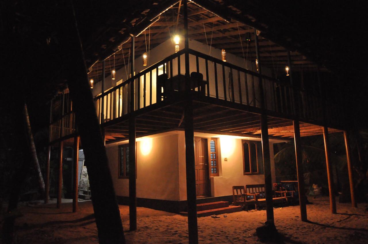 Colonels Beach Villa Alappuzha Exterior photo