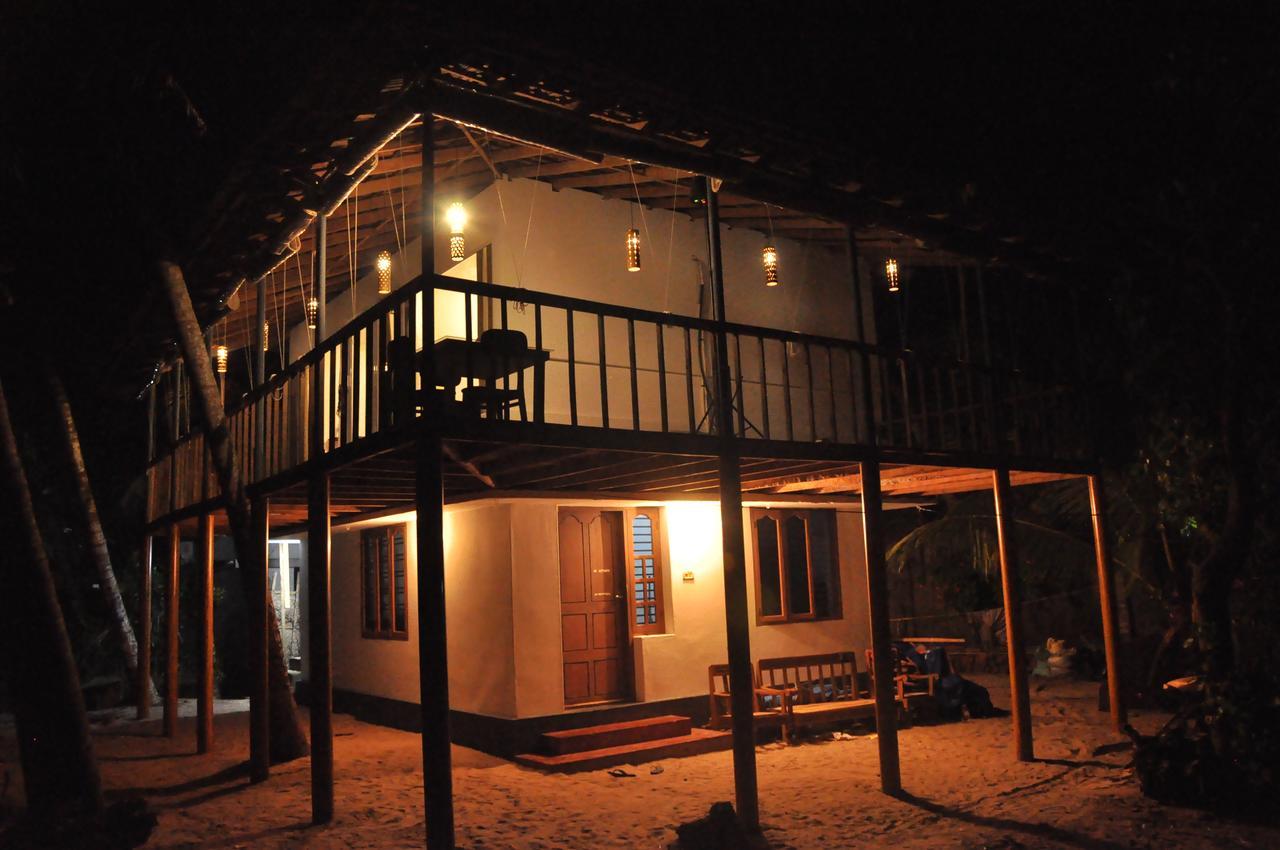 Colonels Beach Villa Alappuzha Exterior photo