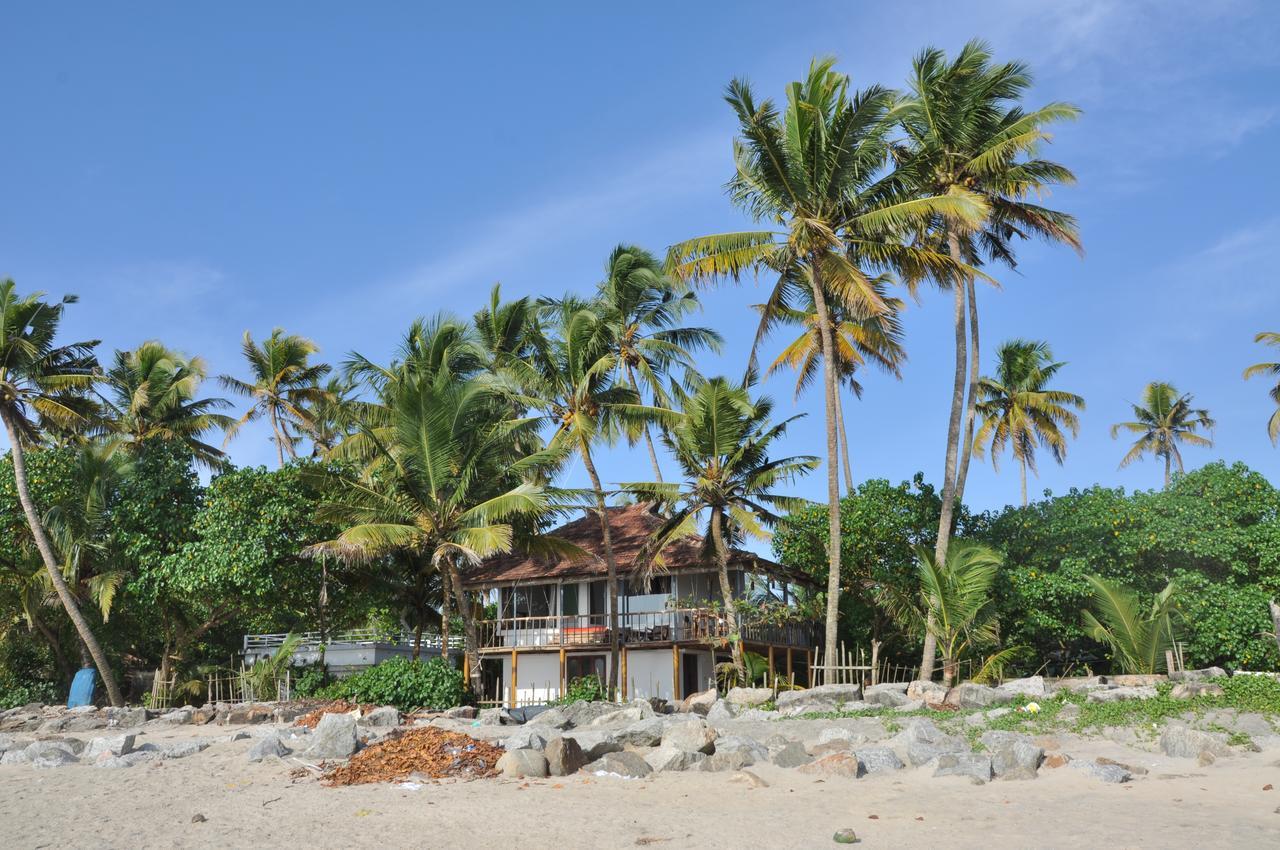 Colonels Beach Villa Alappuzha Exterior photo