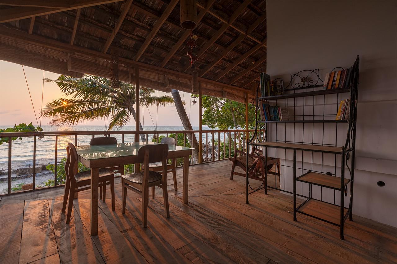 Colonels Beach Villa Alappuzha Exterior photo